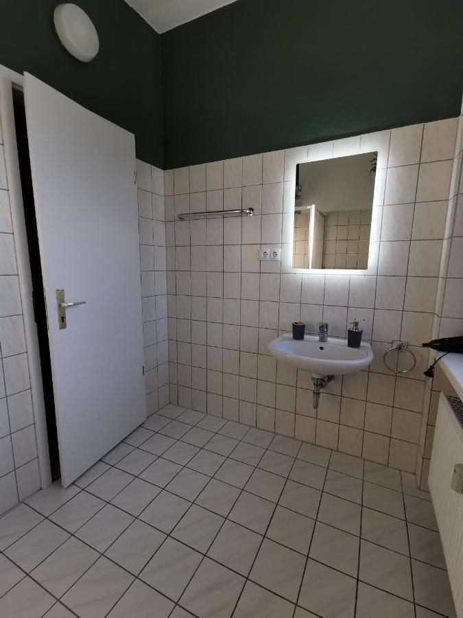 Suiteable Living Katlenburg, Studio Apartment Mit Netflix, Am Rande Des Harz Exterior foto